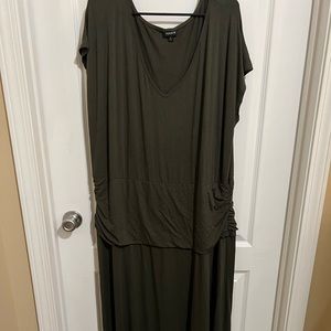 NWOT Torrid Size 4 Olive maxi dress